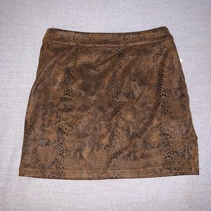 Buttery Soft Superdown Snakeskin Print Skirt